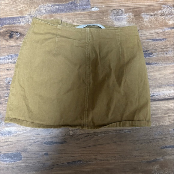 Chloe & Katie Tan Button Skirt - Size L - Picture 2 of 4